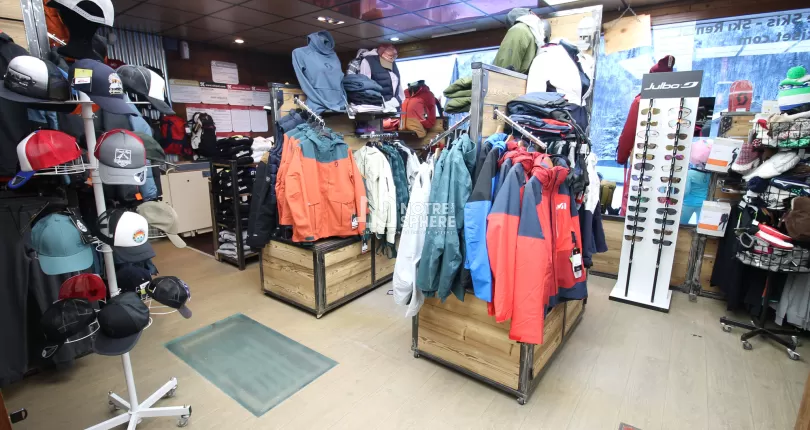 Ski on sale apparel outlet